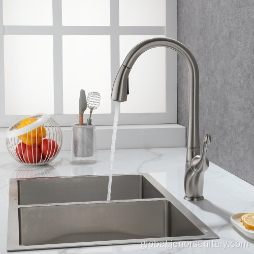 Pull Down Kitchen Tap Hot Sale Brushed Brass Pull Down Kitchen Faucet Factory